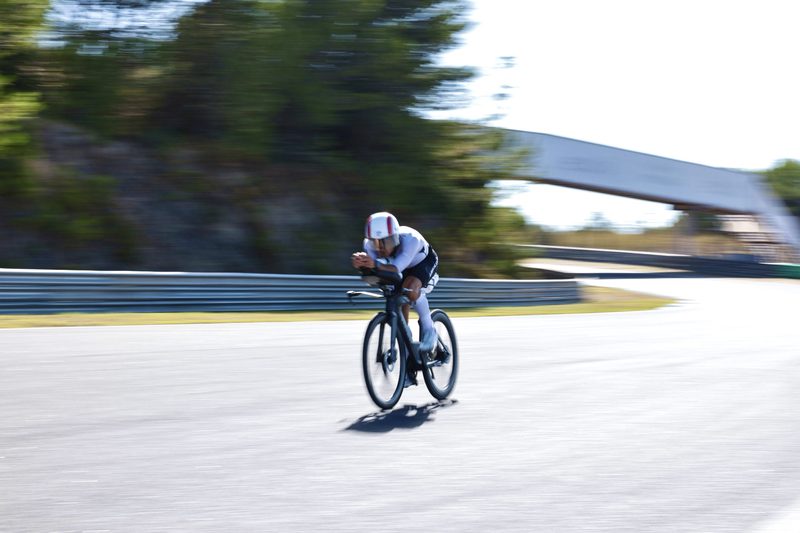 Em velocidade no circuito